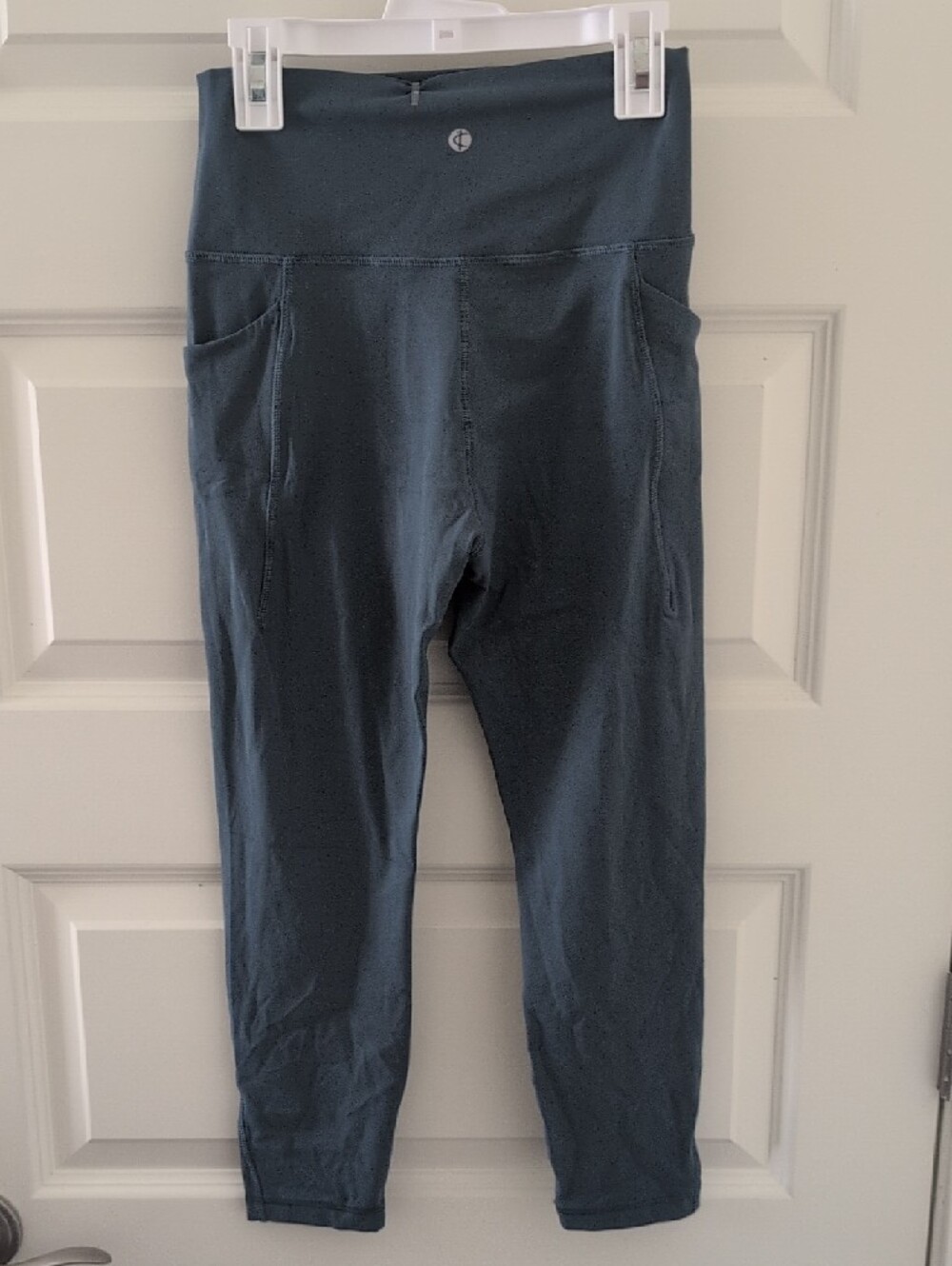 COLORFUL KOALA High-Waist 7/8 Performance Capris in Teal Blue Size Small - Picture 4 of 10